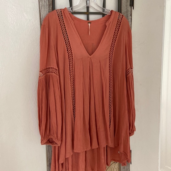 Free People Tops - Beautiful Free People XS gauze shirt worn two times.